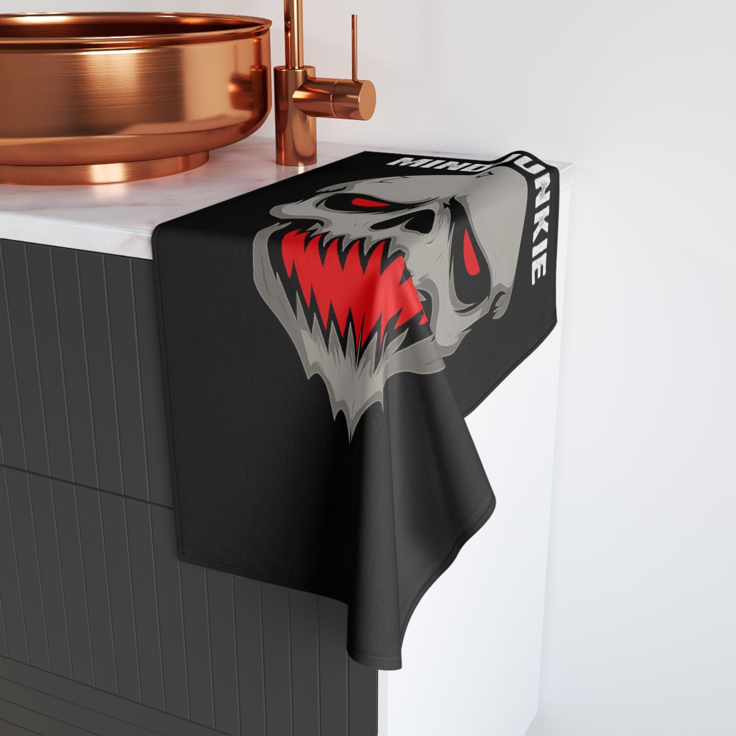 MINDJUNKIE Hand Towel – BIG Skull Logo